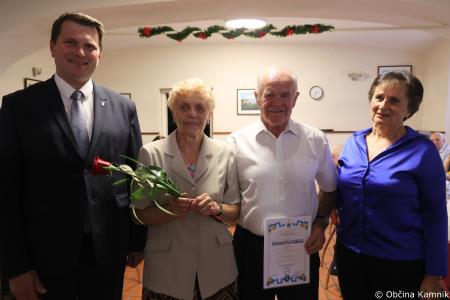 Slavnostna podelitev priznanj in cvetja briljantnim, bisernim in zlatim parom (20)
